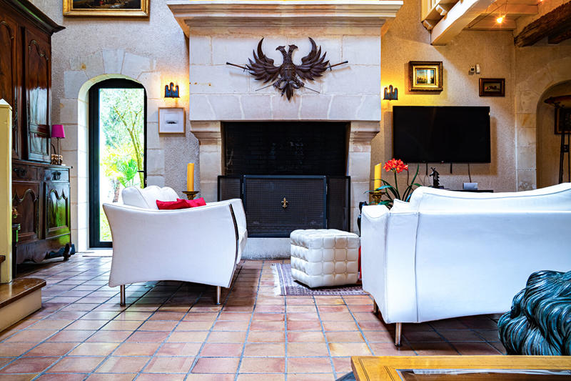 Maison - 210 m² - 6 pièces