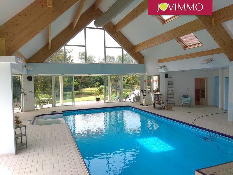 Maison - 309 m² - 11 pièces