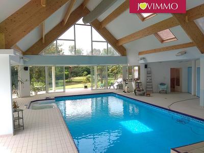 Maison - 309 m² - 11 pièces