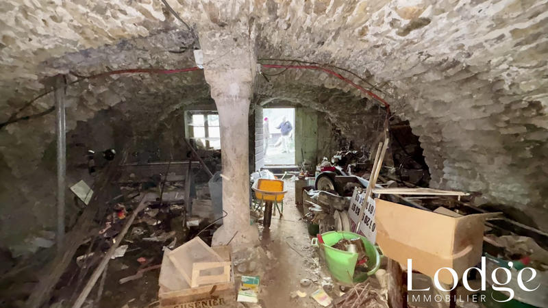 Maison - 350 m² - 10 pièces