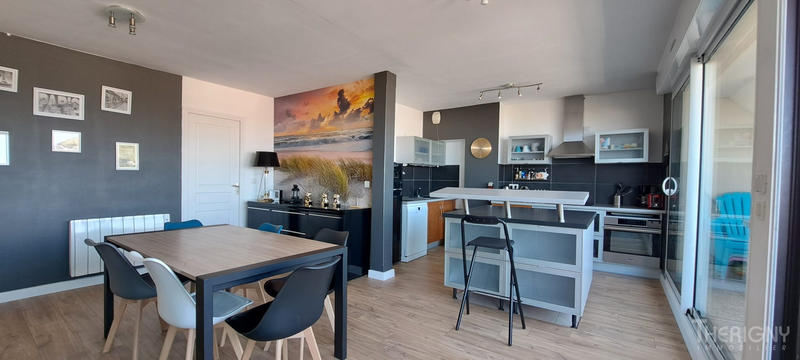 Appartement - 94 m² - 4 pièces