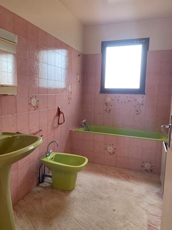 Maison - 94 m² - 5 pièces