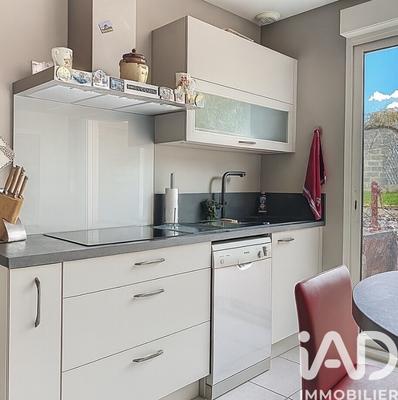 Maison - 92 m² - 4 pièces