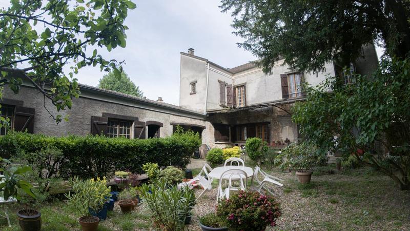 Maison - 185 m² - 9 pièces