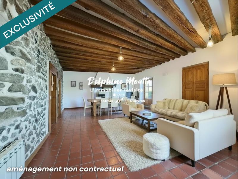 Maison - 196 m² - 5 pièces