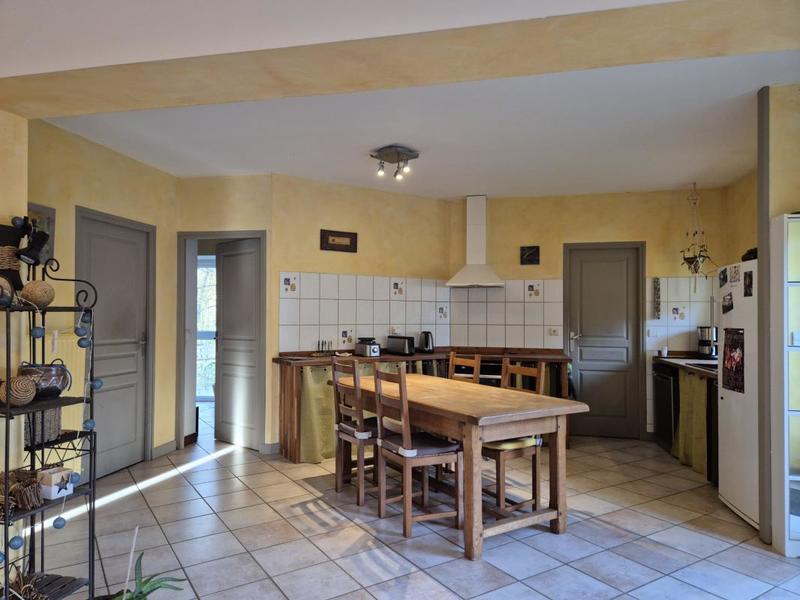 Moulin - 170 m² - 6 pièces