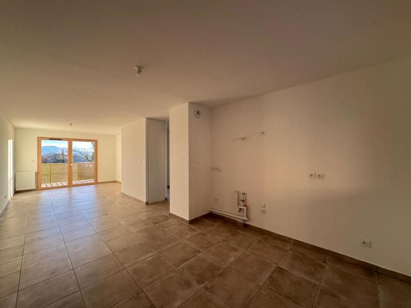 Appartement - 67 m² - 3 pièces