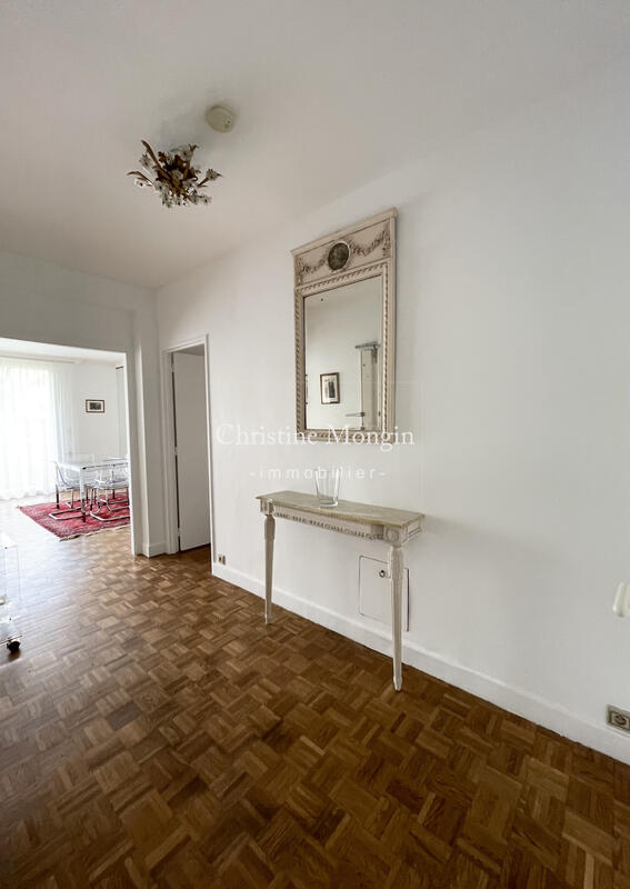 Appartement - 93 m² - 4 pièces