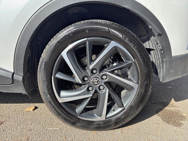 Toyota c-Hr Hybride My23 Simplifiee 1.8l Design Ultimate