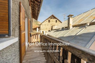 Maison - 400 m² - 15 pièces