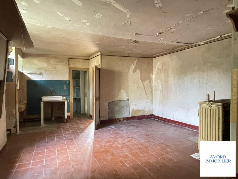 Maison ancienne - 217 m² - 9 pièces