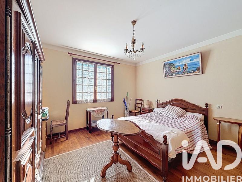 Maison - 155 m² - 6 pièces