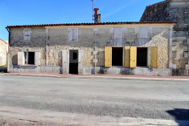 Maison ancienne - 82 m² - 4 pièces