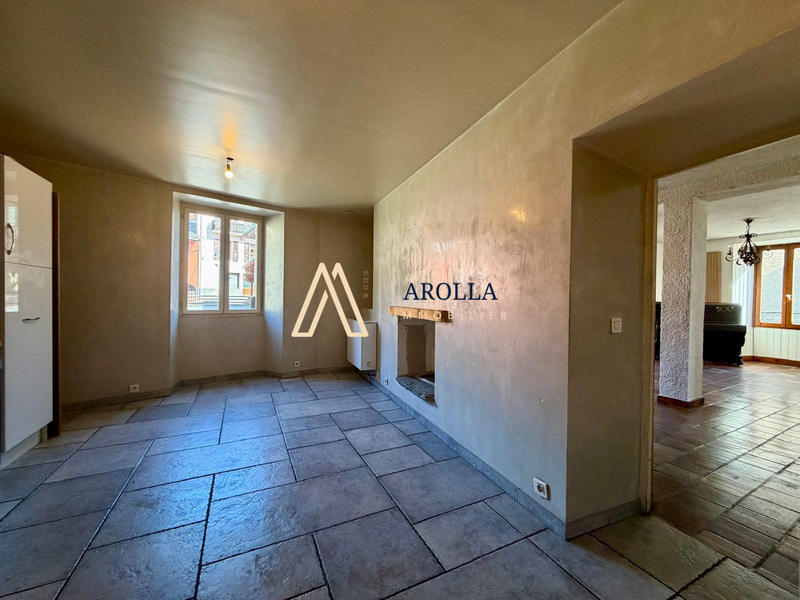 Appartement - 112 m² - 3 pièces