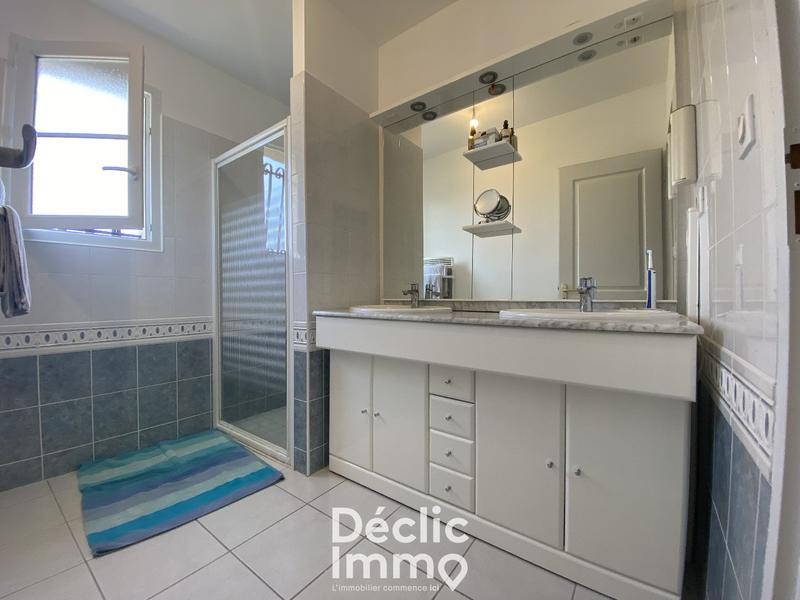 Pavillon - 100 m² - 5 pièces