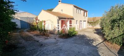 Maison - 103 m² - 5 pièces