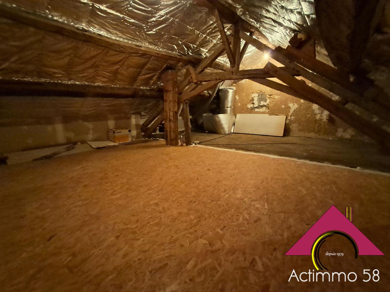 Maison - 111 m² - 5 pièces