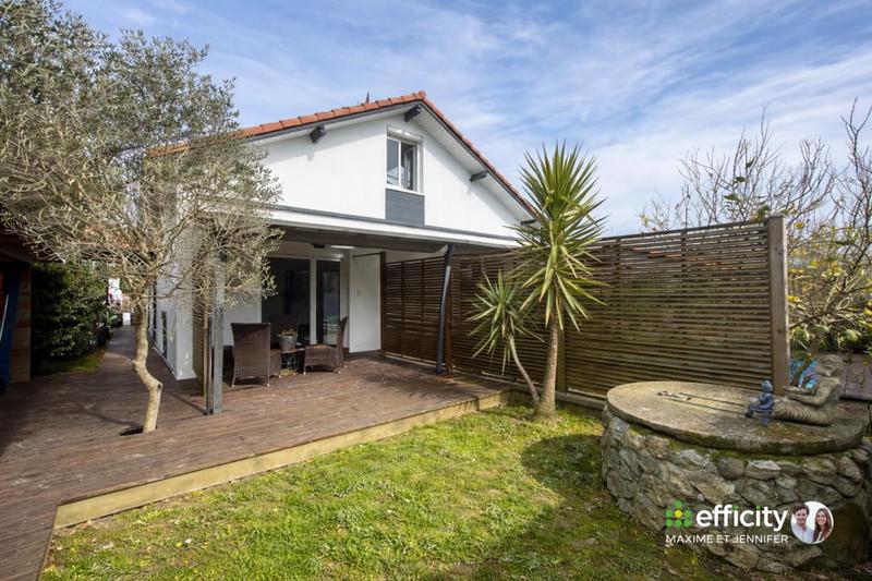 Villa - 163 m² - 5 pièces