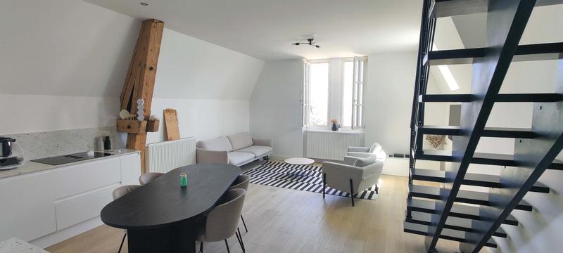 Duplex - 89 m² - 4 pièces