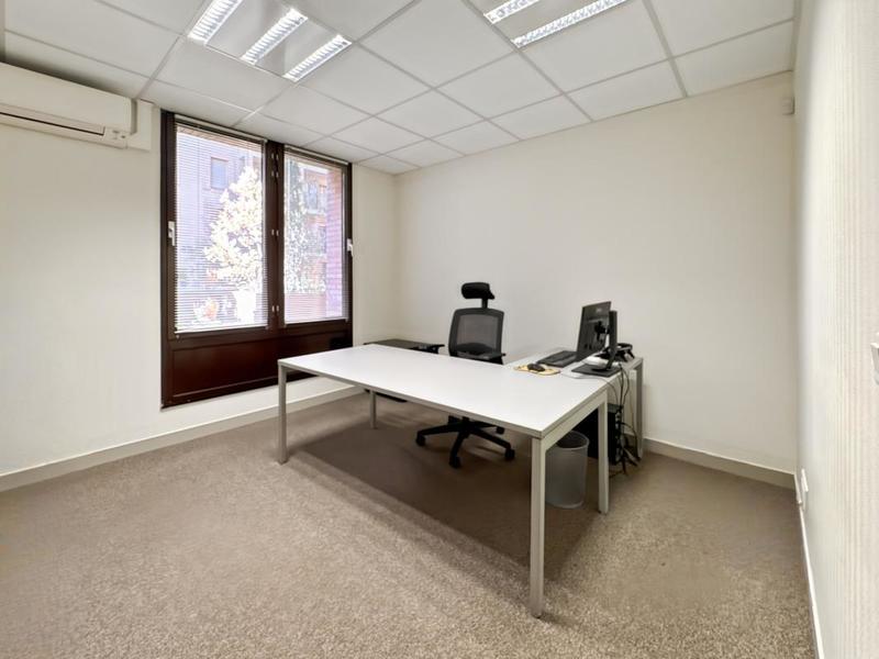 Local commercial - 147 m²