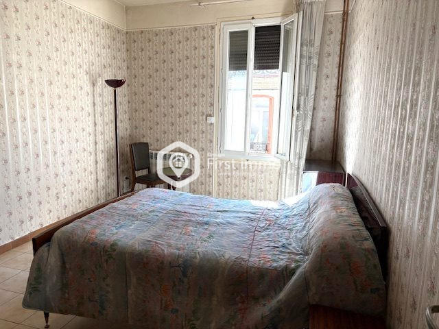 Maison - 196 m² - 7 pièces