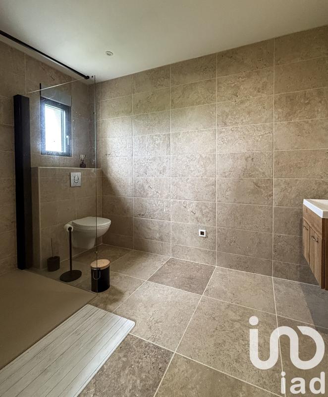 Maison - 297 m² - 11 pièces