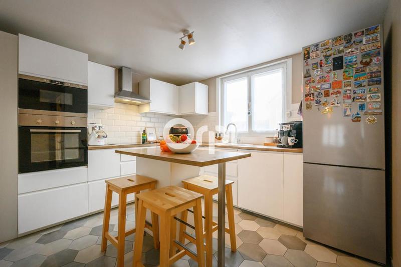 Maison - 88 m² - 4 pièces