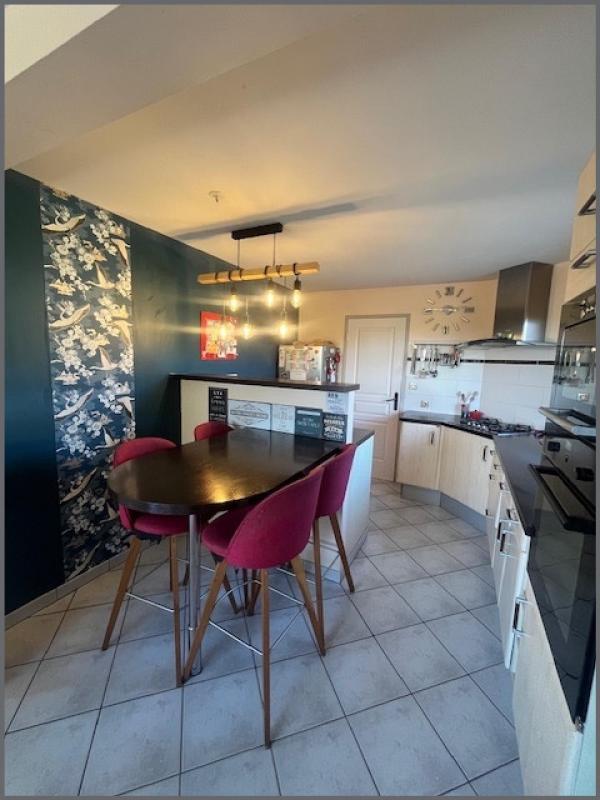 Maison - 109 m² - 6 pièces