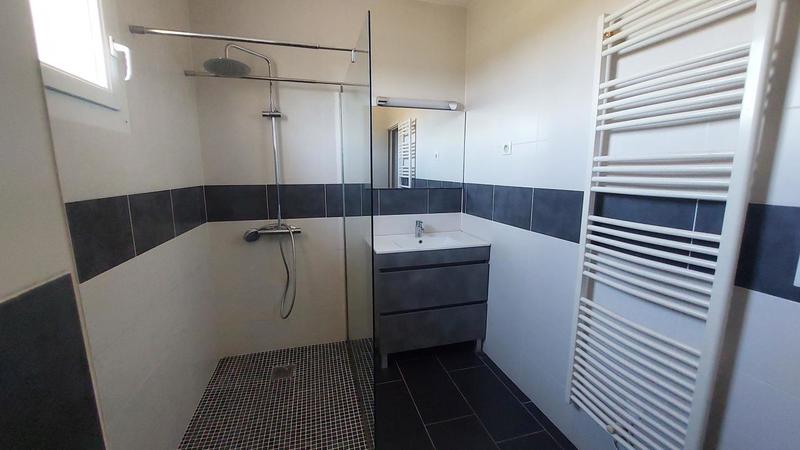 Maison - 166 m² - 8 pièces