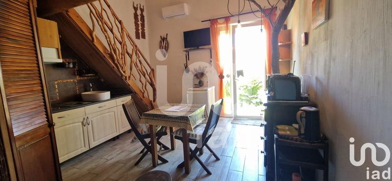 Maison - 270 m² - 14 pièces