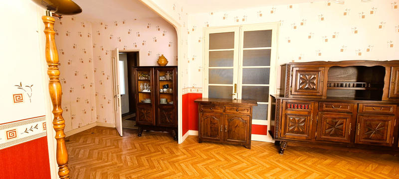 Maison - 128 m² - 7 pièces