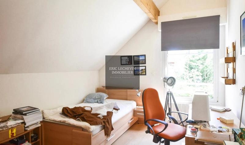 Villa - 265 m² - 8 pièces