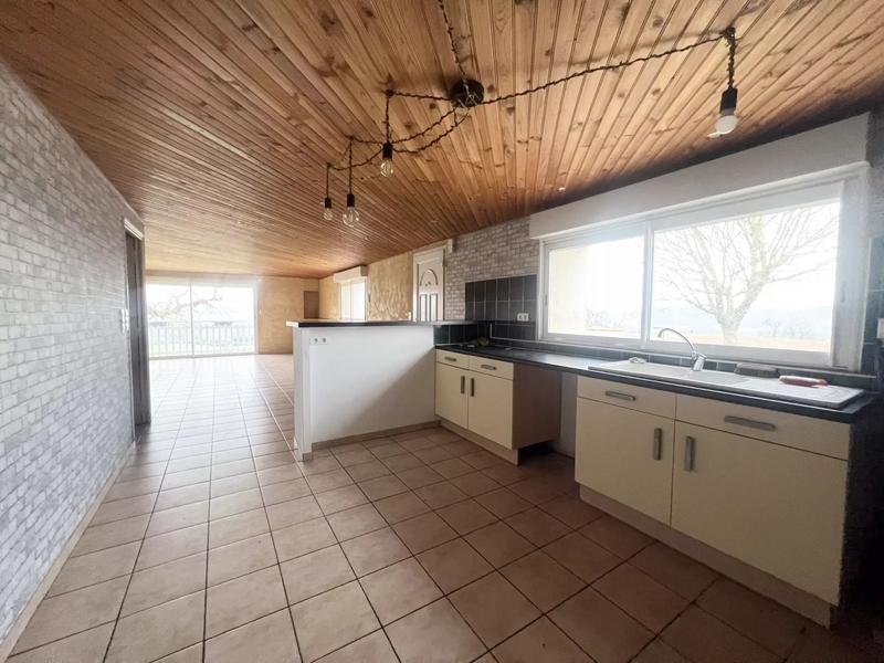 Maison - 130 m² - 5 pièces