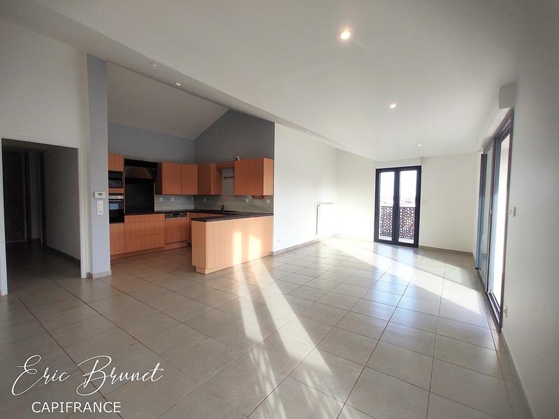 Appartement - 128 m² - 4 pièces