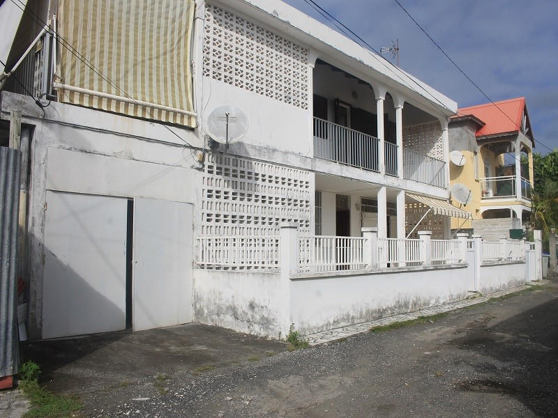 Maison - 144 m² - 8 pièces