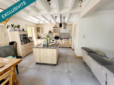 Maison - 120 m² - 4 pièces