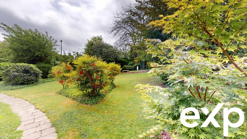 Maison - 192 m² - 5 pièces