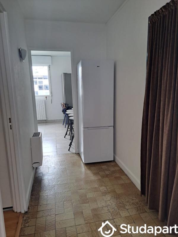 Chambre - 11 m² - 1 pièce