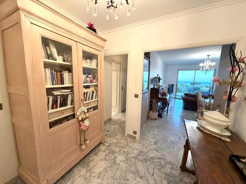 Appartement - 95 m² - 4 pièces