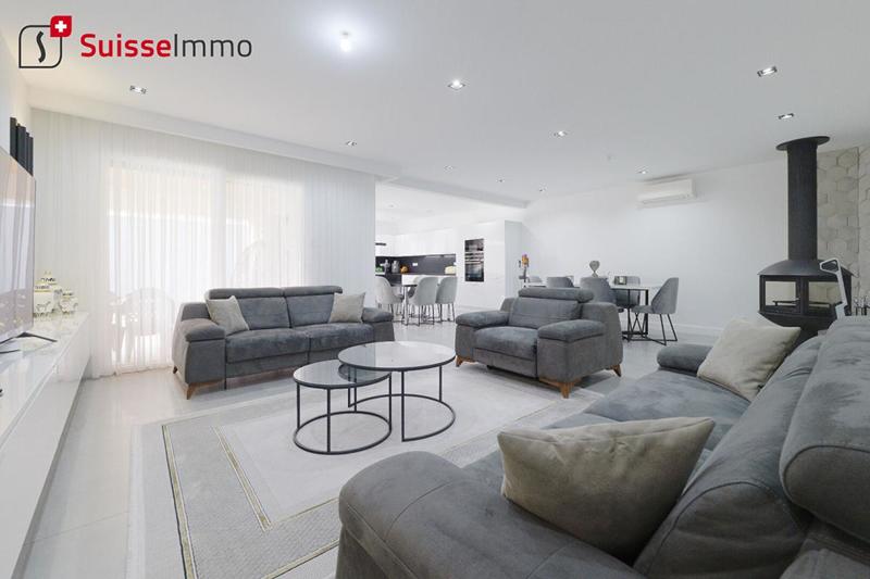 Maison - 195 m² - 7 pièces