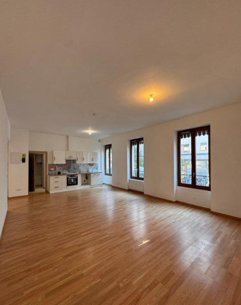 Appartement - 79 m² - 4 pièces