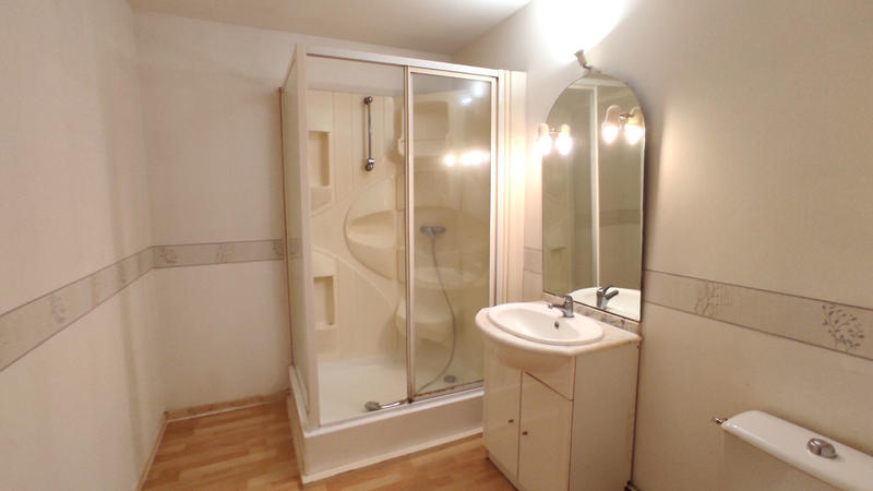 Maison - 219 m² - 5 pièces