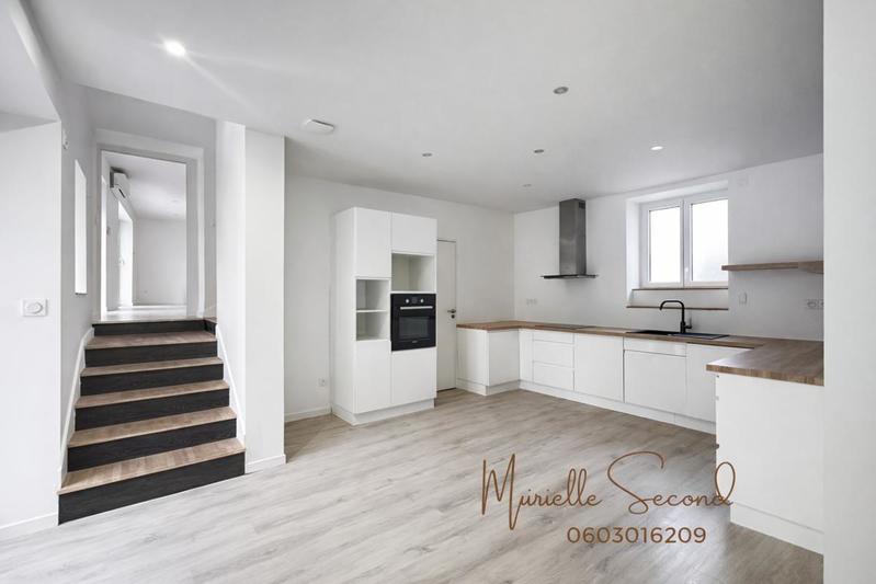 Maison - 108 m² - 4 pièces