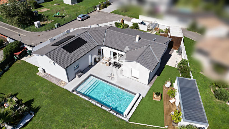 Maison - 134 m² - 4 pièces