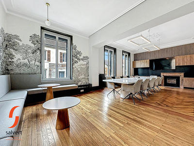 Immeuble - 272 m² - 14 pièces