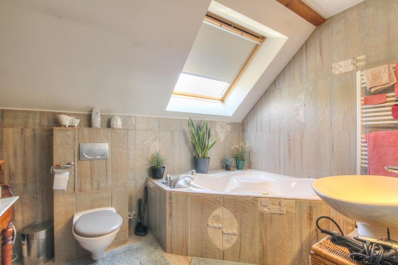 Maison - 213 m² - 5 pièces