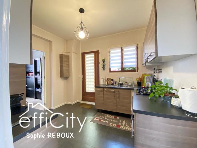 Maison - 170 m² - 10 pièces