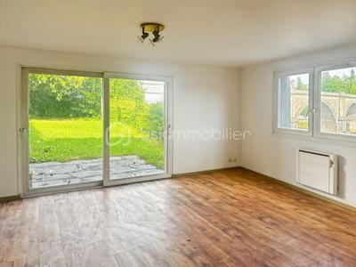 Maison - 74 m² - 6 pièces