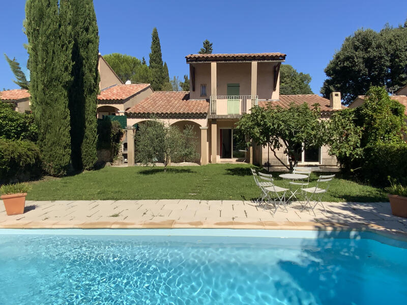 Maison - 111 m² - 4 pièces