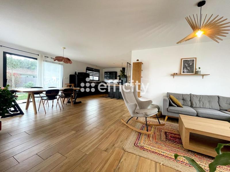 Villa - 135 m² - 5 pièces